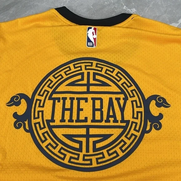 Men’s Nike Dri Fit NBA Golden State Warriors 2017 City Edition Shooting Shirt - Picture 13 of 16